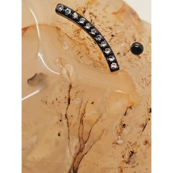 BLK Metal Rhinestone Curve Helix EAR Jewelry for One NWB - Picture 4 of 5